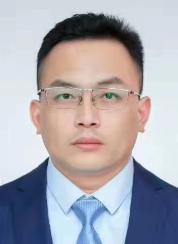 上海朗榮自動門創(chuàng)始人—榮守增人物簡介